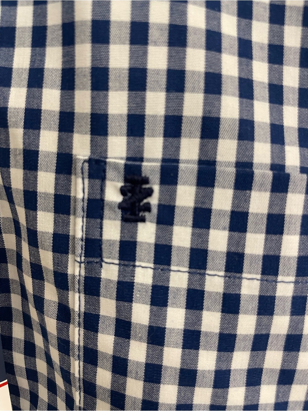 Izod Navy and White Gingham Button-Down Shirt NWT - Picture 2 of 4